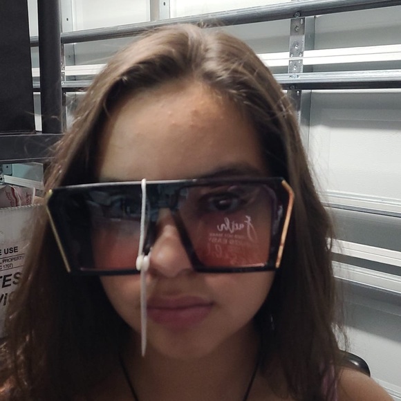 anti-glare lenses can block 100% of both UVA and U - Picture 11 of 11